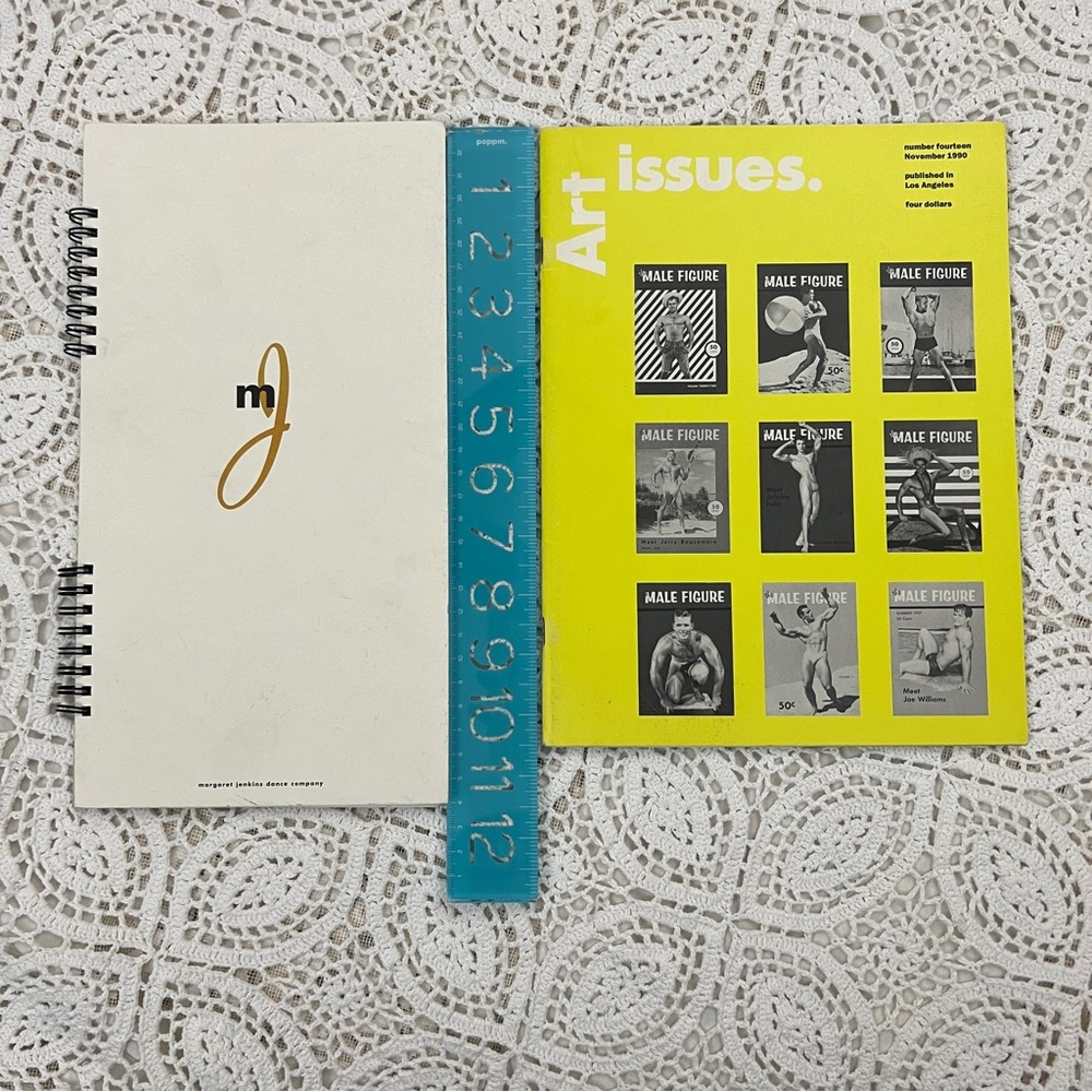 Two artsy mags - Picture 16 of 17